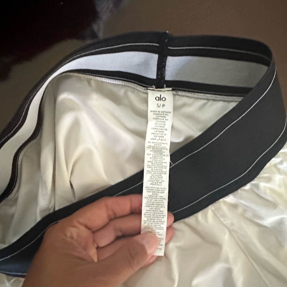 ALO Yoga Black and White Skirt
